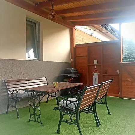 U Beaty, Niezalezne Mieszkania Do Wynajecia Apartment *